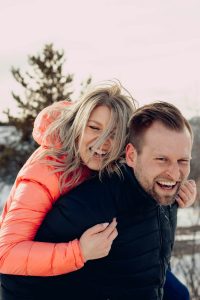 Couples Session in Crowsnest Pass, Alberta - kayleydphotography.com